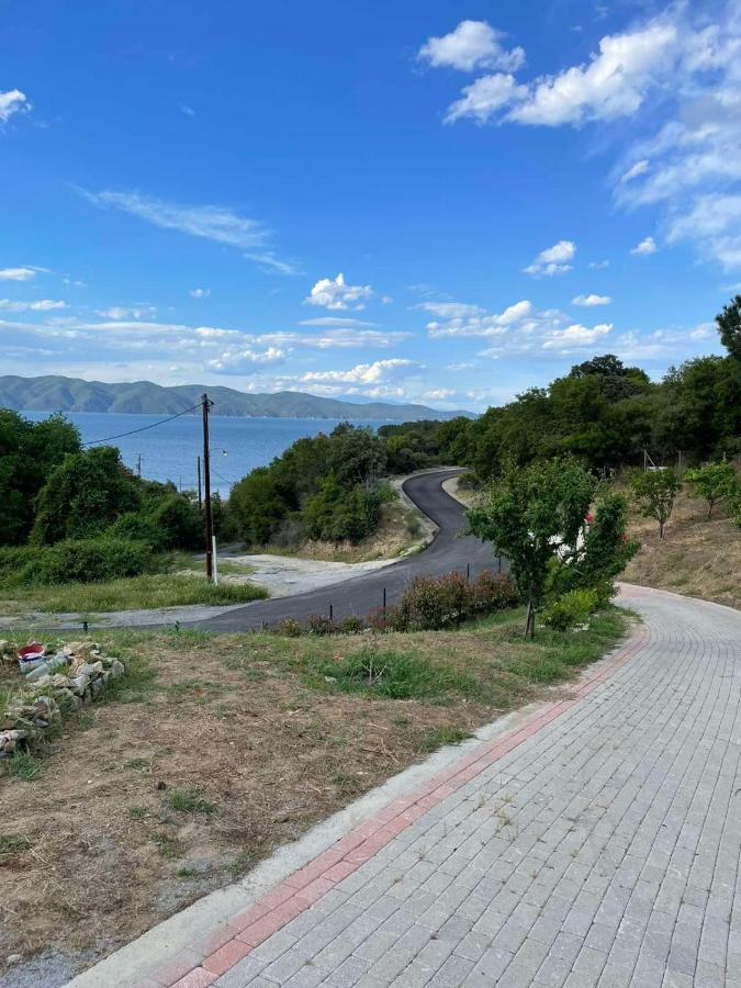 Klisouri Beach Villa Ierissos Exteriör bild