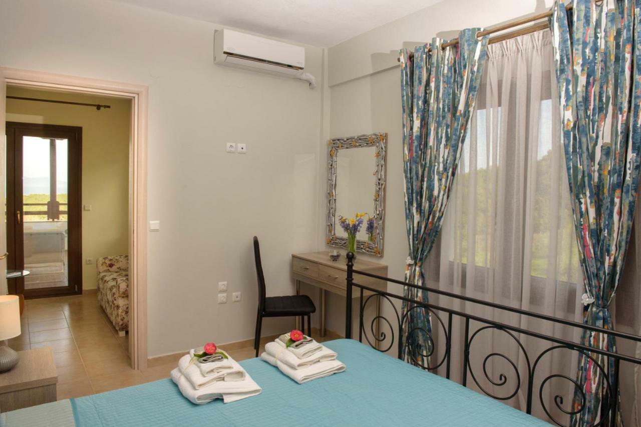 Klisouri Beach Villa Ierissos Exteriör bild